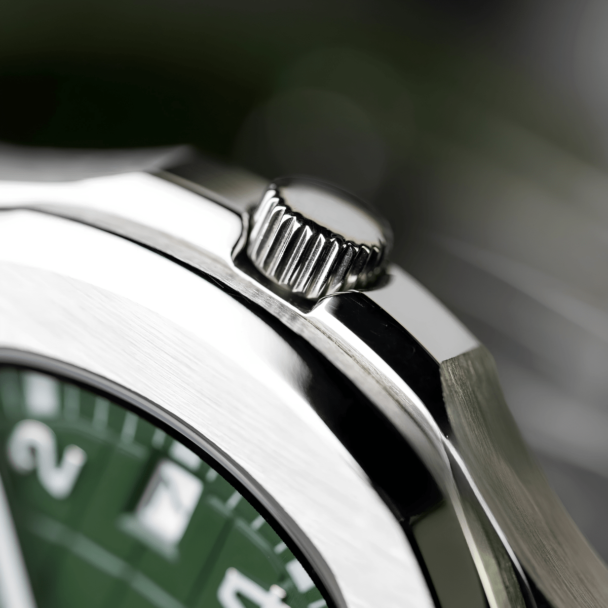 NeoLux Aquanaut Green