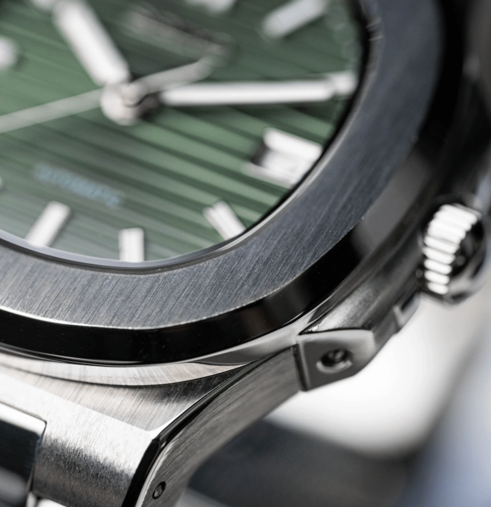 NeoLux Nautilus Olive