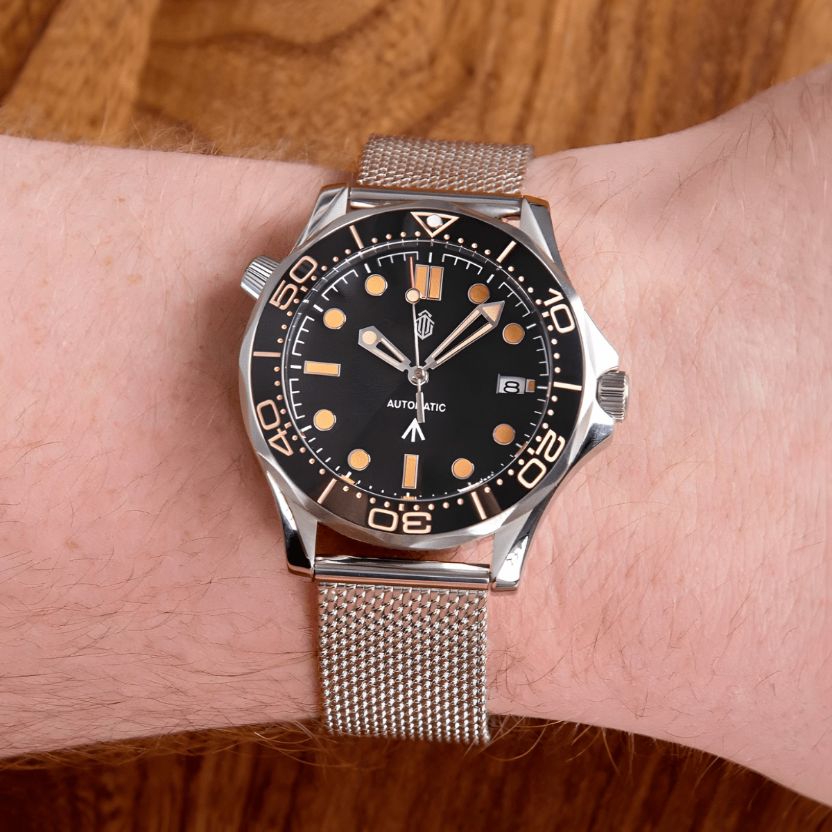 NeoLux Sunrise Seamaster VII